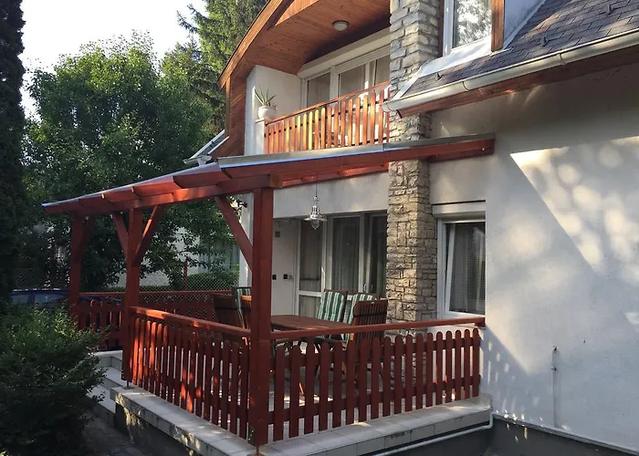 Siraly Apartman
